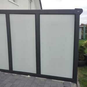 Seitenwände für Ihre Terrasse: Schutz und Privatsphäre für jedes Wetter