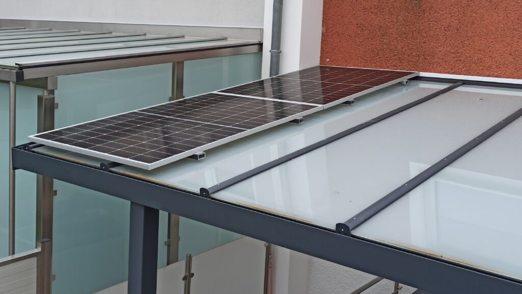 Terrassenüberdachung mit Solar